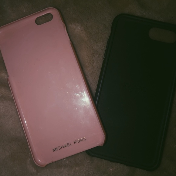 IPhone 8 Plus cases micheal kors & Incipio - Picture 2 of 2